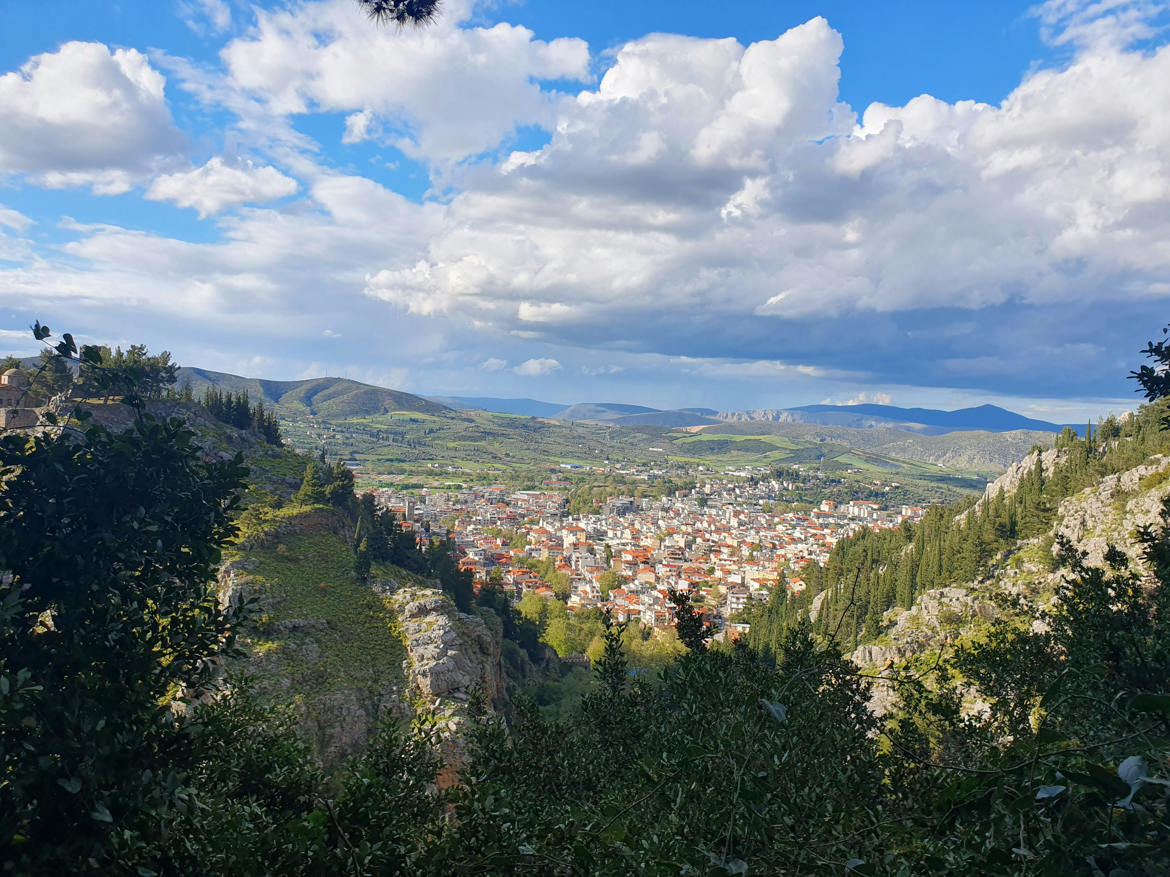 ΤΟ ΚΑΝΑΛΙ 6 ΣΕ ΤΑΞΙΔΕΥΕΙ ΣΤΗΝ ΑΡΑΧΩΒΑ 5 Μέρες