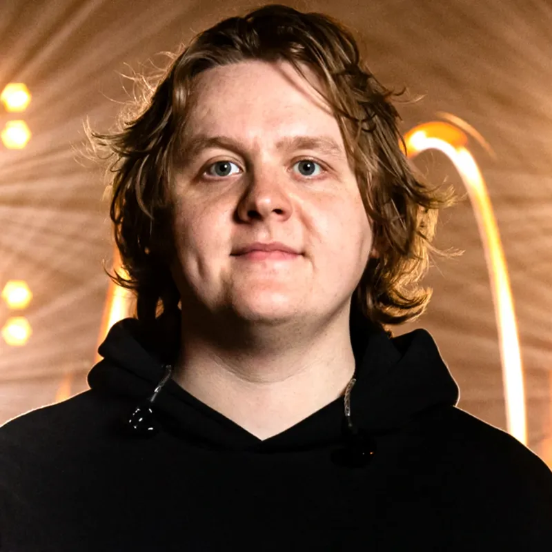 LEWIS CAPALDI ΣΤΟ ΜΑΝΤΣΕΣΤΕΡ | 4 Μέρες